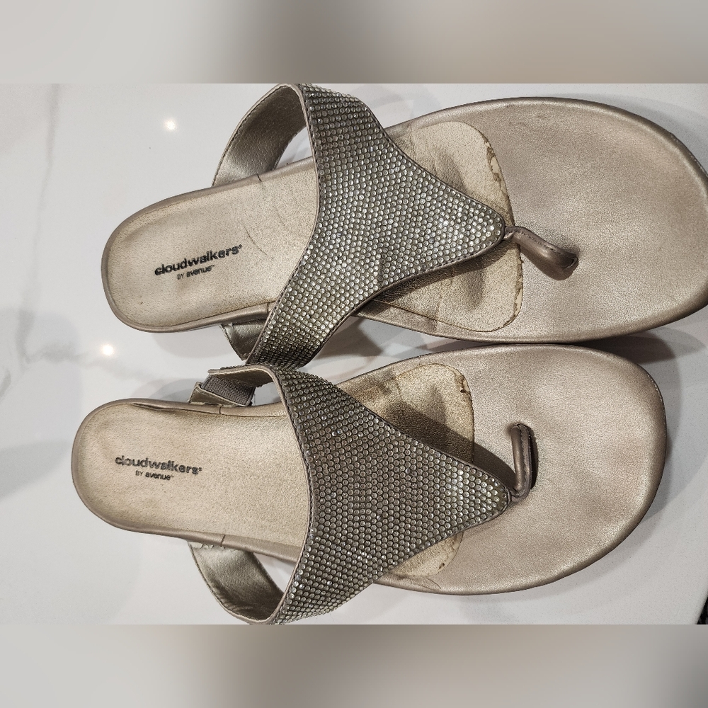 Cloud walks sandals